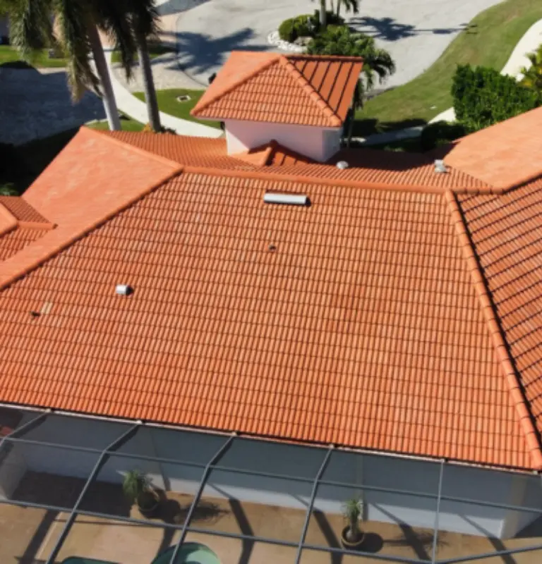 Soft Wash roof cleaning Naples FL