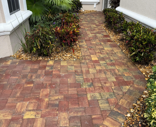 sidewalk washing in Naples Fl